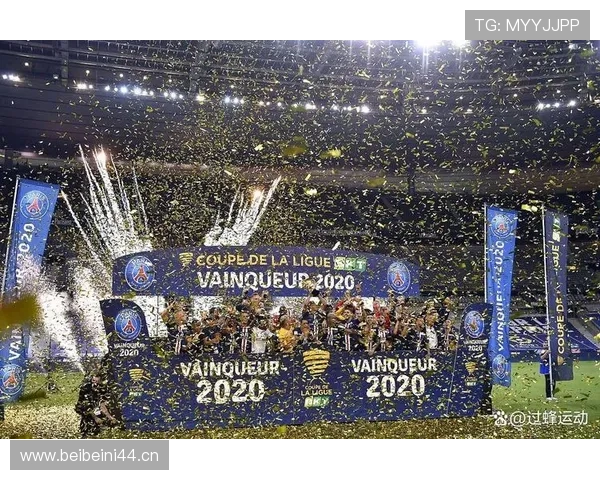 世界杯精彩对决落幕,国家队逆转胜利引发球迷狂欢 - 副本 (3) 世界杯精彩对决落幕,国家队逆转胜利引发球迷狂欢 - 副本 (3)